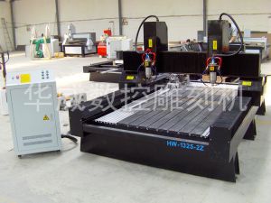 桂林永福县双头立体多功能石材雕刻机HW-1325-2Z